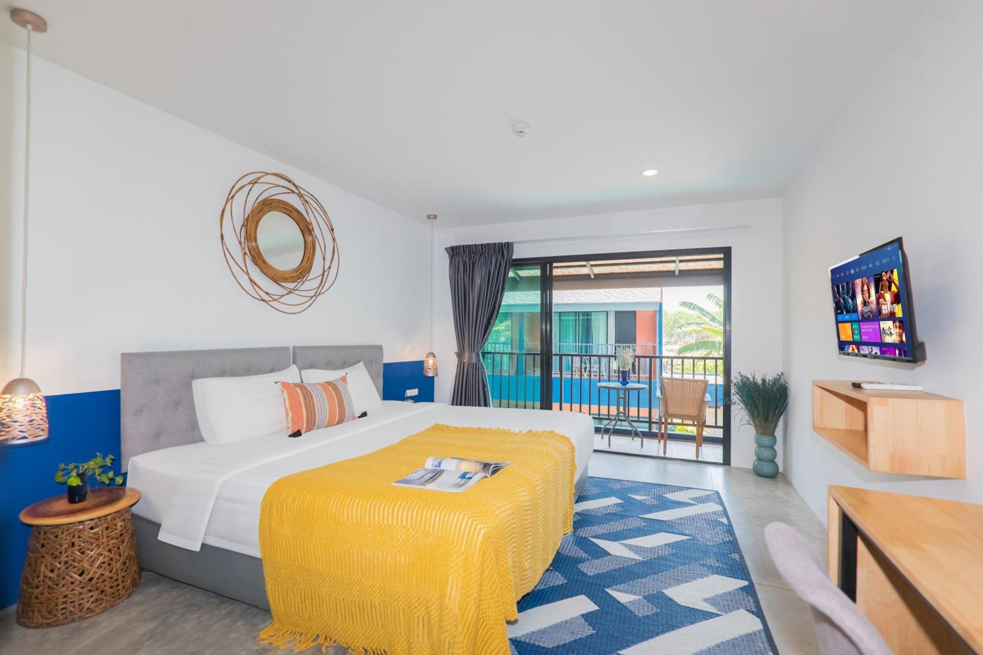 Kraam Silhouette Hotel And Cafe Phuket Chalong Exterior photo